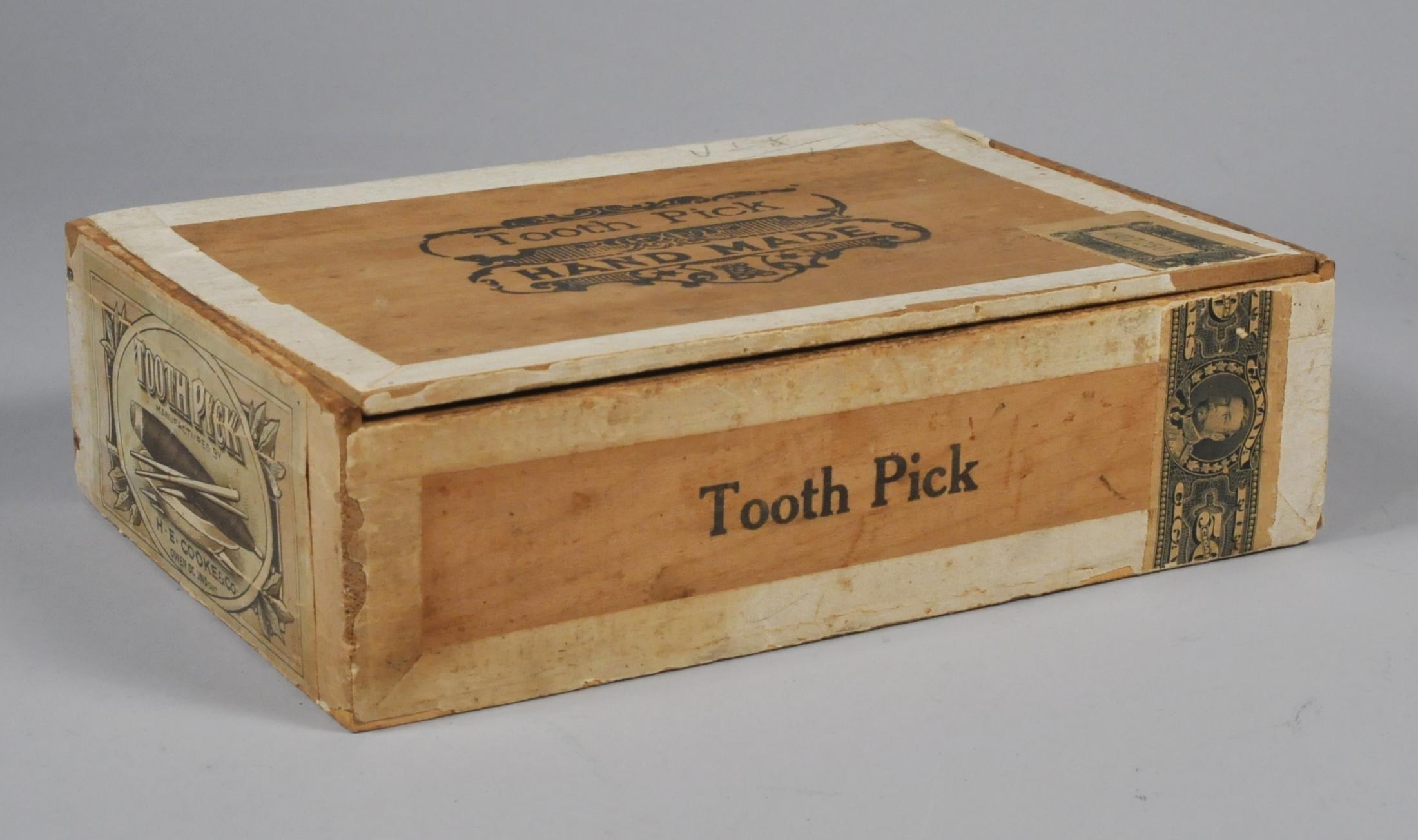 Images of the “Tooth Pick” brand cigar box 1978.058.002 at Grey Roots